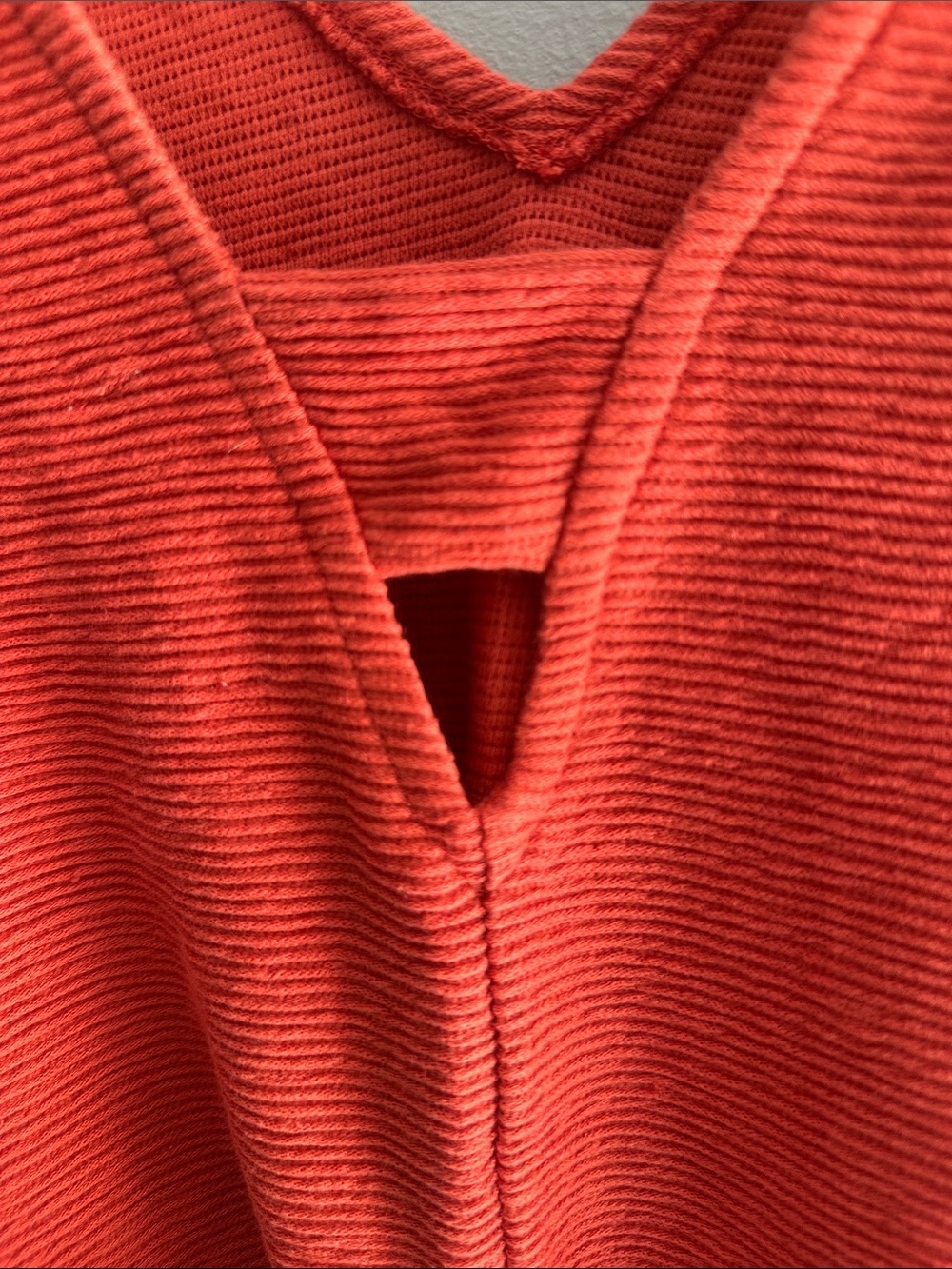 Madewell Coral Red V-Neck Ribbed Tank - Picture 3 of 6